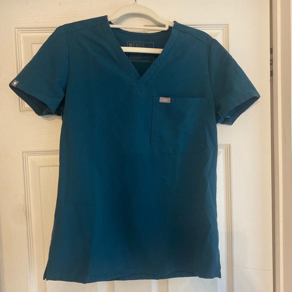 Figs Caribbean Blue Catarina one pocket scrub top